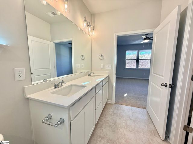 1636 Savannah Mills Drive, Spartanburg, SC 29303