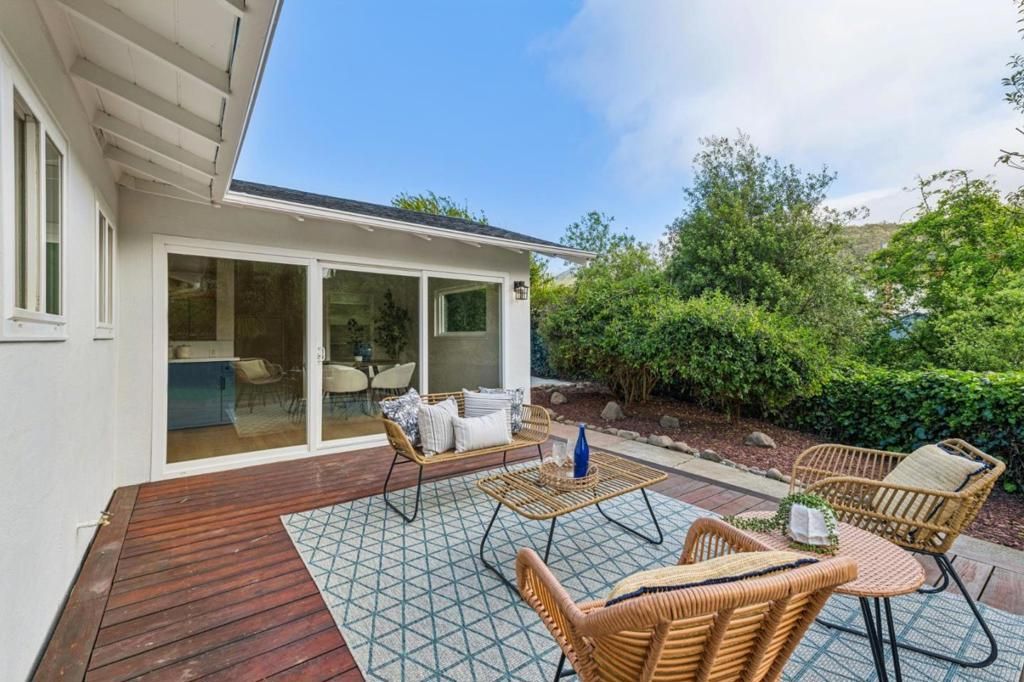 Image 34 of property listing at 898 Standish Road, Pacifica, CA 94044