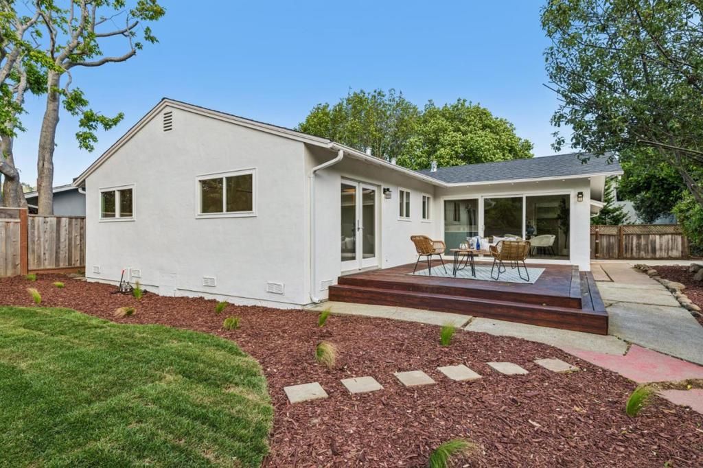 Image 37 of property listing at 898 Standish Road, Pacifica, CA 94044
