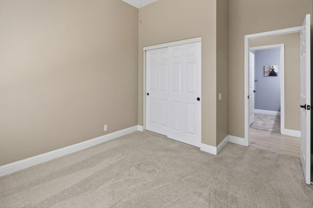 496 Yale Dr, Roseville, CA 95678