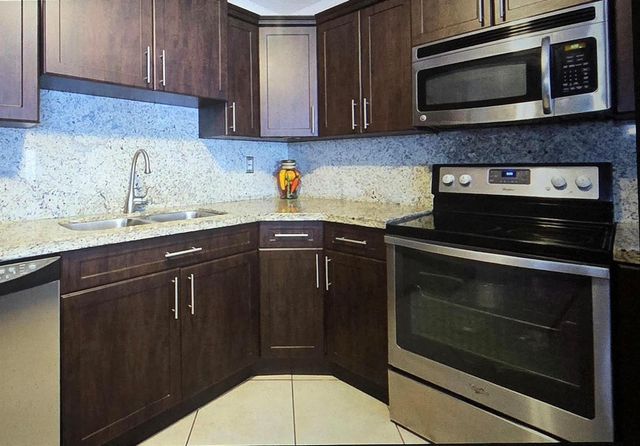 2441 PINE TREE Drive, Miramar, FL 33023