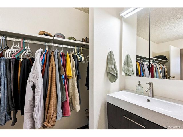 1300 Golden Cir 104, Golden, CO 80401