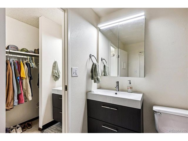 1300 Golden Cir 104, Golden, CO 80401