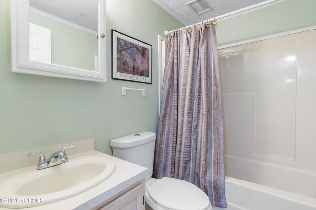 178 Chestnut Drive SW, Supply, NC 28462