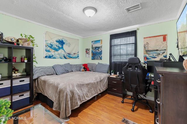 178 Chestnut Drive SW, Supply, NC 28462