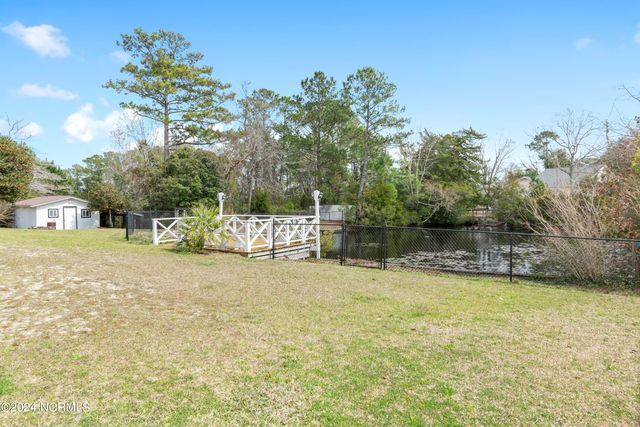 178 Chestnut Drive SW, Supply, NC 28462