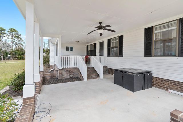 178 Chestnut Drive SW, Supply, NC 28462