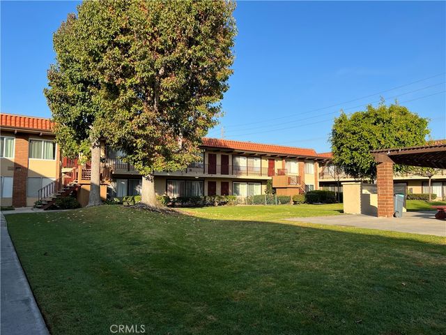 1400 W Warner Avenue 42, Santa Ana, CA 92704