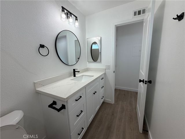 1400 W Warner Avenue 42, Santa Ana, CA 92704