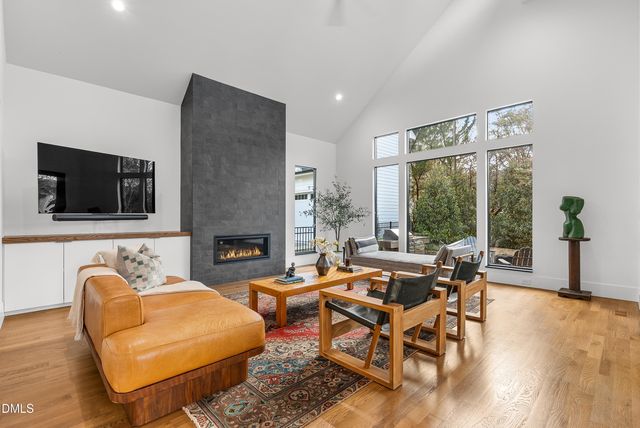 1221 Mordecai Drive, Raleigh, NC 27604