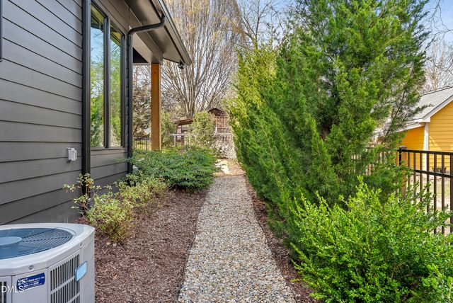 1221 Mordecai Drive, Raleigh, NC 27604