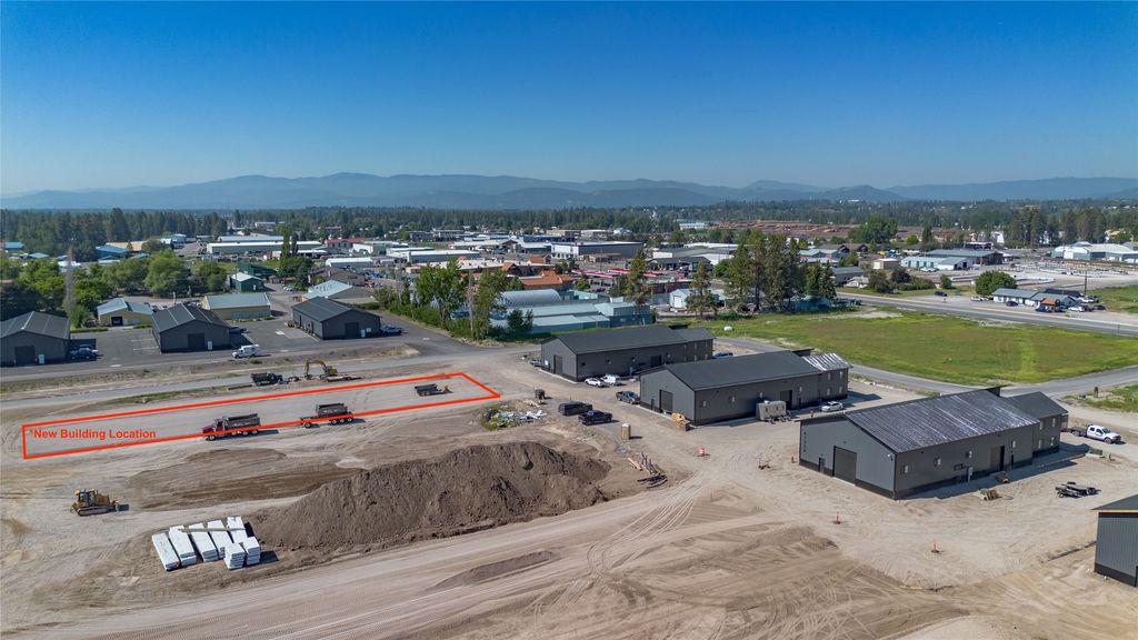 243 Alden Loop A, Kalispell, MT 59901 photo 2