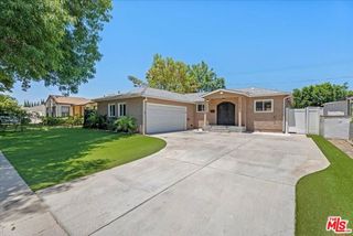 18725 Martha Street, Tarzana (los Angeles), CA 91356