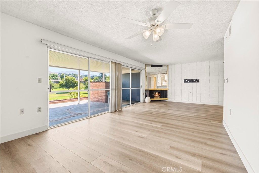26728 Oak Garden Court, Newhall, CA 91321 — photo 4