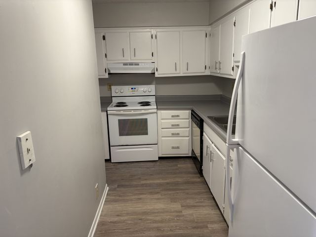 515 Basswood Ave Apt F62, Nashville, TN 37209