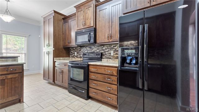 13168 Autumnwood, Northport, AL 35473