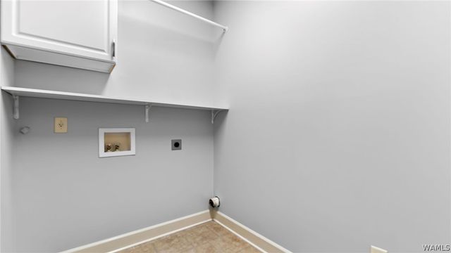 13168 Autumnwood, Northport, AL 35473