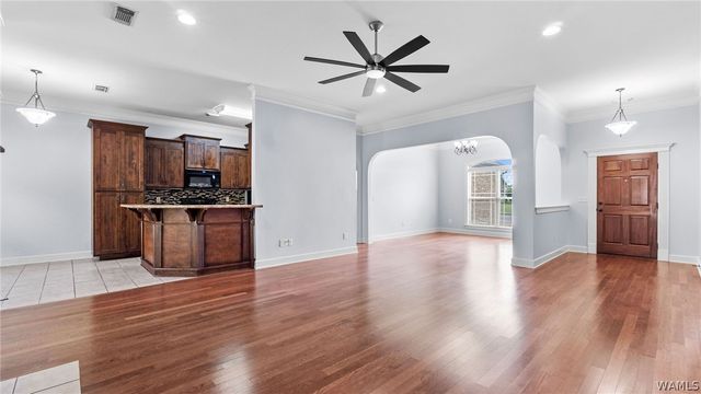 13168 Autumnwood, Northport, AL 35473