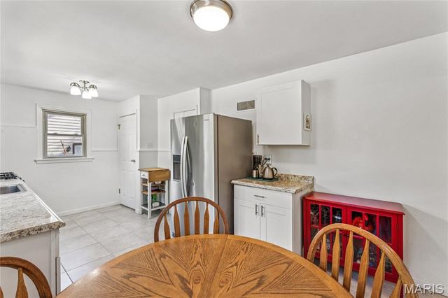 1052 Kuhlman Lane, Webster Groves, MO 63119