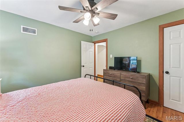 1052 Kuhlman Lane, Webster Groves, MO 63119