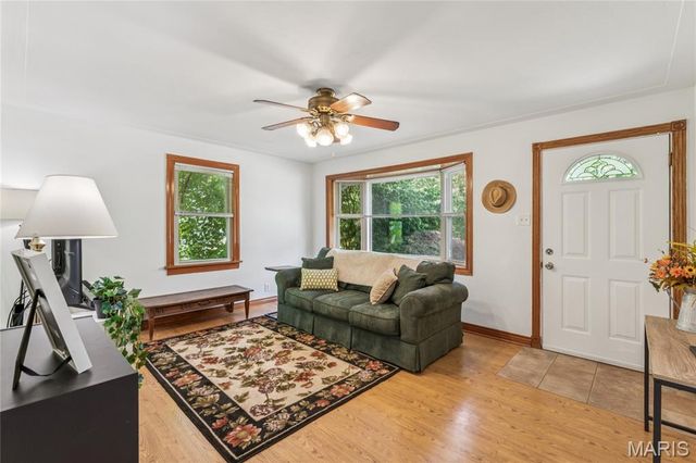 1052 Kuhlman Lane, Webster Groves, MO 63119