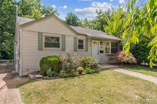 1052 Kuhlman Lane, Webster Groves, MO 63119