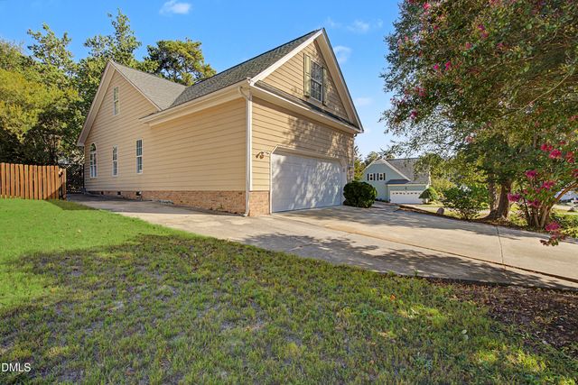 1200 Secotan Place, Fuquay Varina, NC 27526