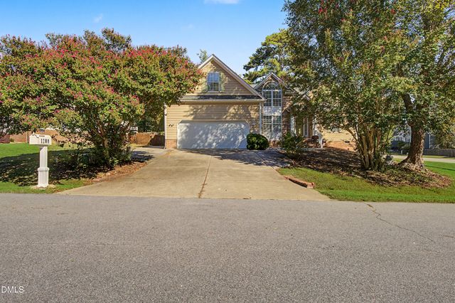 1200 Secotan Place, Fuquay Varina, NC 27526