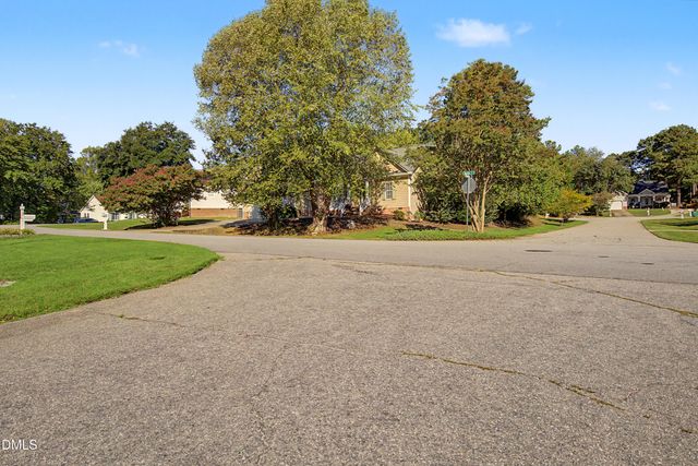 1200 Secotan Place, Fuquay Varina, NC 27526