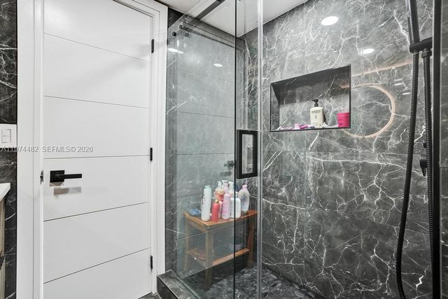 2723 NE 164th St 77, North Miami Beach, FL 33160