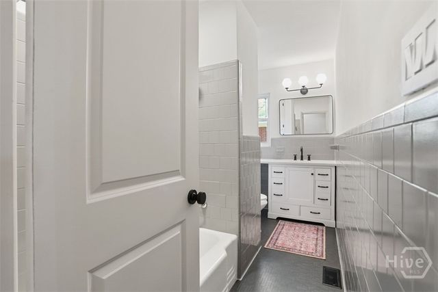 20 E 67th Street, Savannah, GA 31405