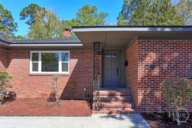 20 E 67th Street, Savannah, GA 31405