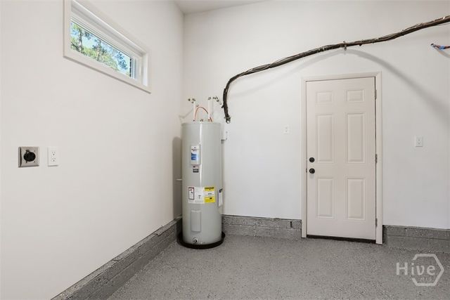 20 E 67th Street, Savannah, GA 31405