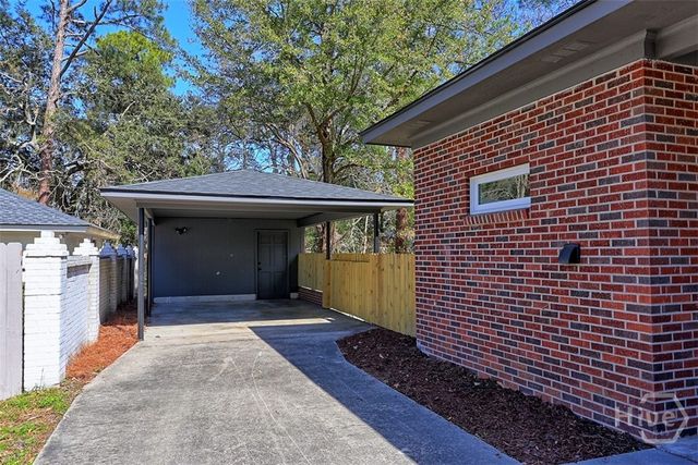 20 E 67th Street, Savannah, GA 31405