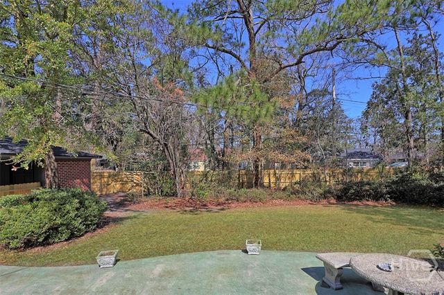 20 E 67th Street, Savannah, GA 31405