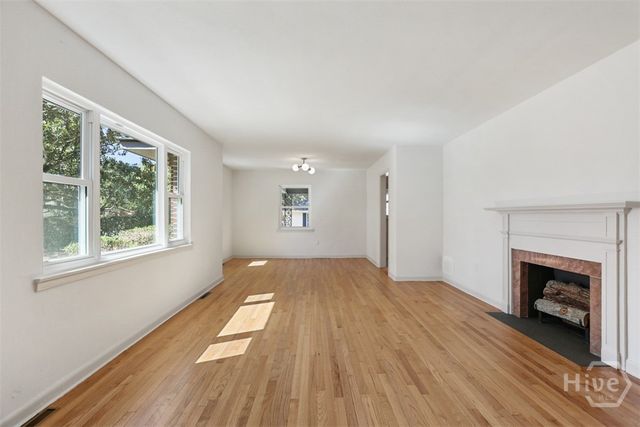 20 E 67th Street, Savannah, GA 31405