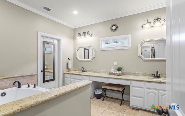 3 Sago, Port Lavaca, TX 77979