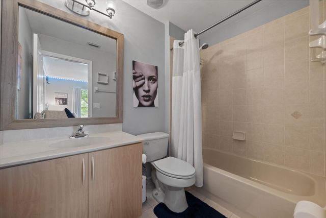 214 River Bluff Lane, Royal Palm Beach, FL 33411