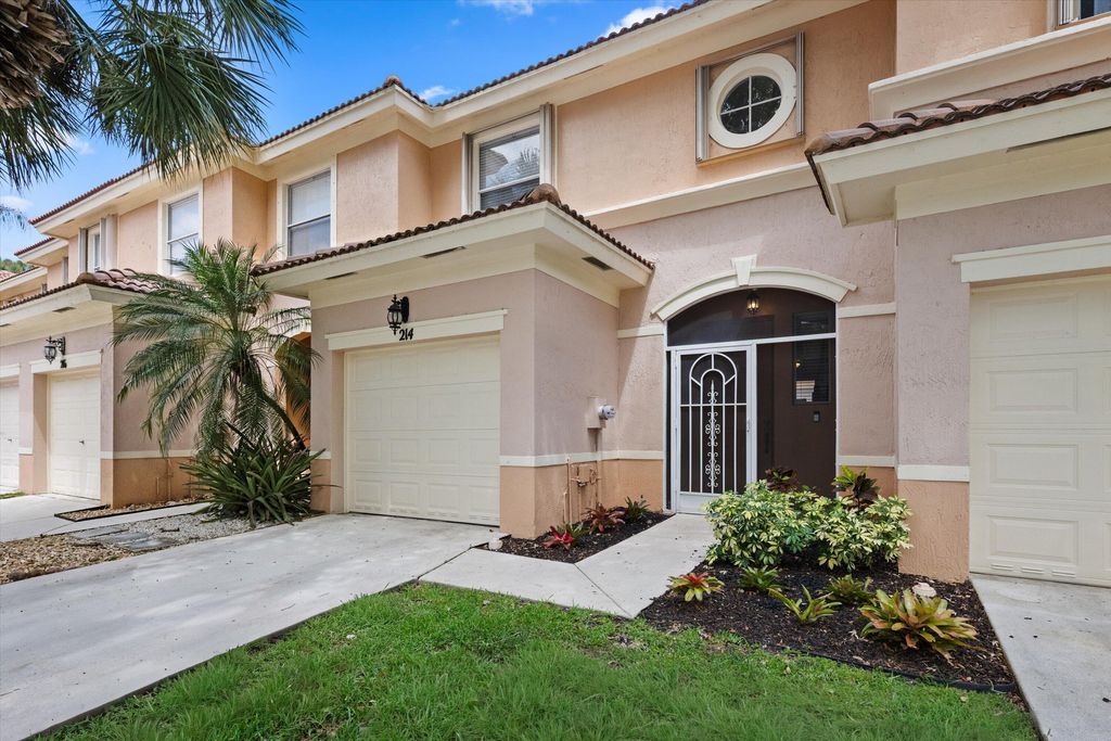 214 River Bluff Lane, Royal Palm Beach, FL 33411