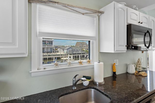 80 Mary Alice Road, Manahawkin, NJ 08050