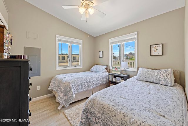 80 Mary Alice Road, Manahawkin, NJ 08050