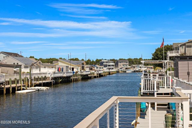 80 Mary Alice Road, Manahawkin, NJ 08050