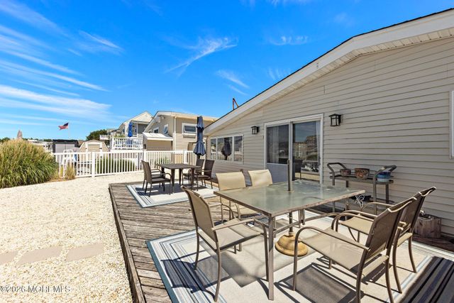 80 Mary Alice Road, Manahawkin, NJ 08050