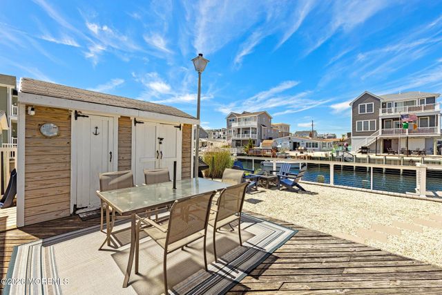80 Mary Alice Road, Manahawkin, NJ 08050