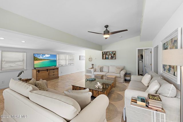 80 Mary Alice Road, Manahawkin, NJ 08050
