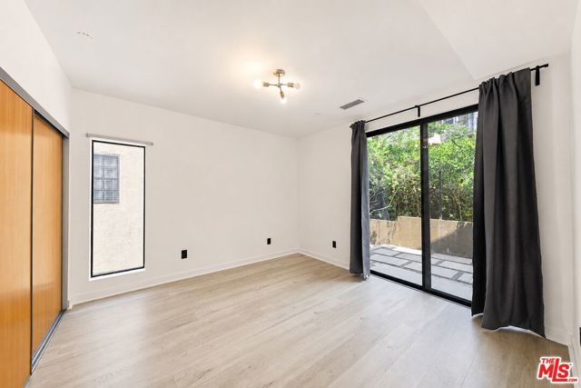 2230 Glendale Boulevard, Los Angeles, CA 90039