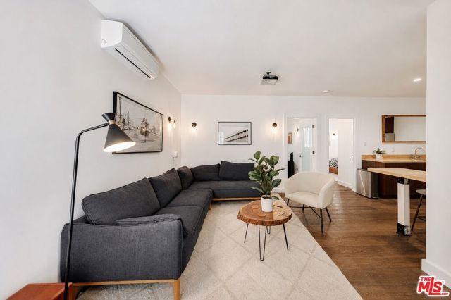 2230 Glendale Boulevard, Los Angeles, CA 90039