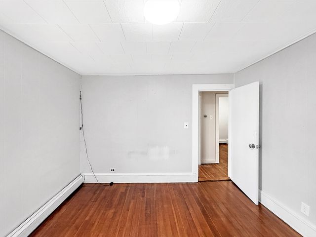72 Leyden St, Boston, MA 02128