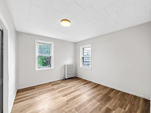 72 Leyden St, Boston, MA 02128