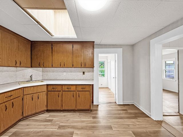 72 Leyden St, Boston, MA 02128